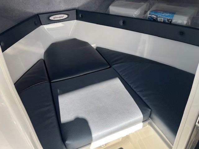 Cruise Craft 635 9